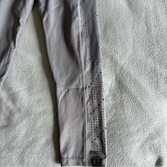 Senita Athletics Lux Denali Laser Cut Capris Gray S - Picture 5 of 9